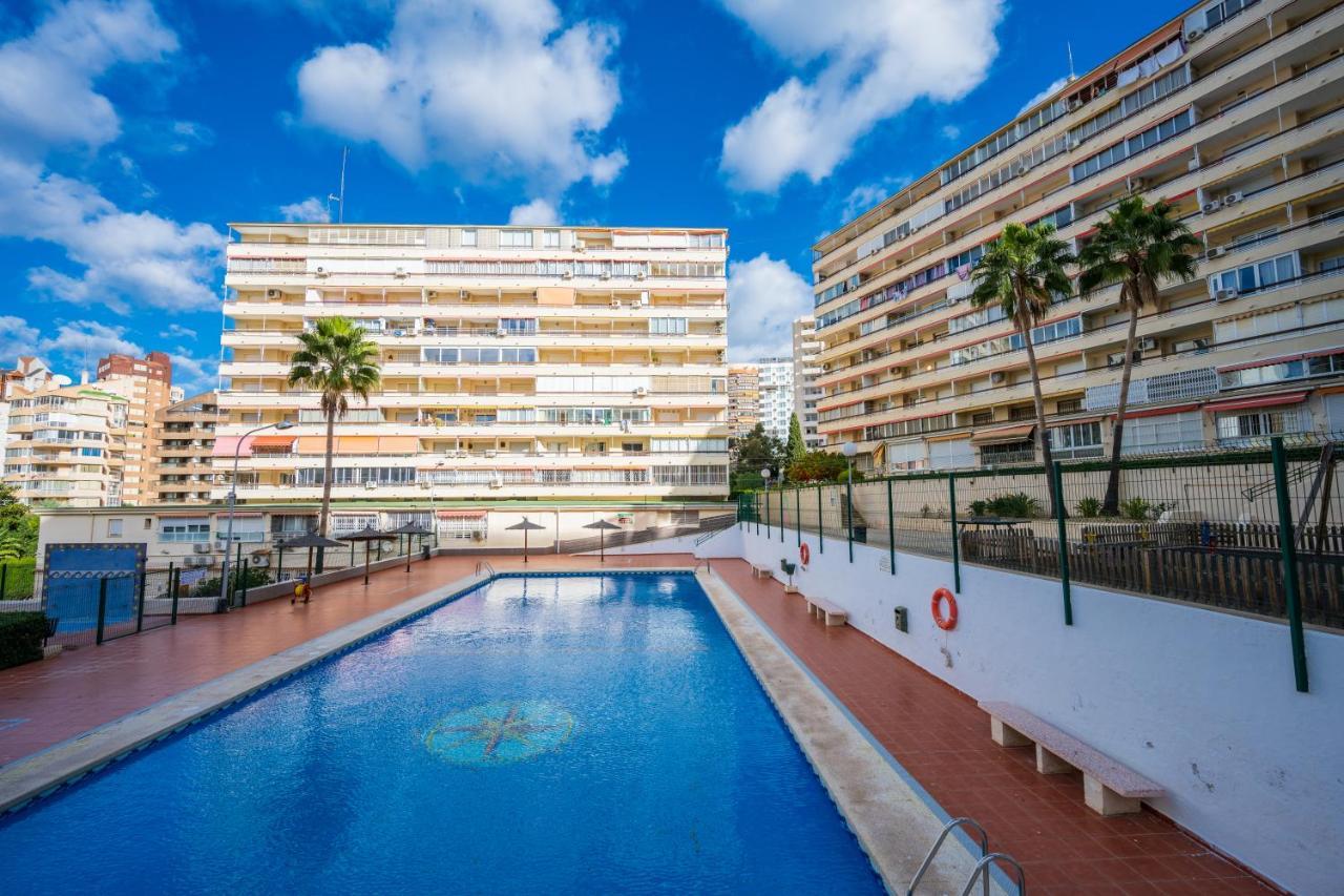 Beautiful 2 Bedroom In Parque Loix 3 Minutes Walk To The Beach Benidorm Extérieur photo